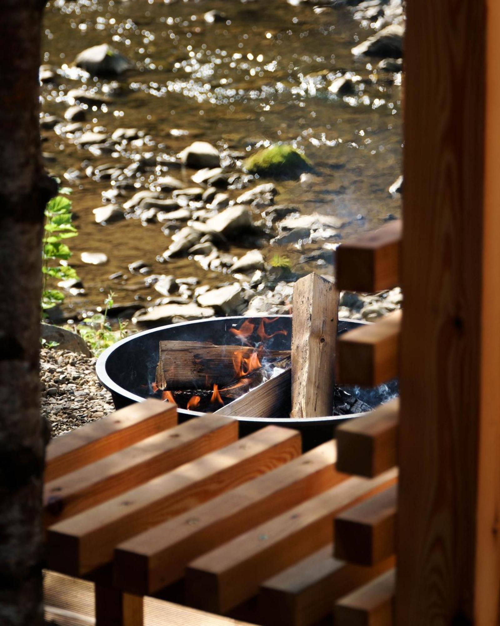 Novosiele Residence - Nad Gorska Rzeka - Lesne Spa Sauna Jacuzzi - Bieszczady Bystre  المظهر الخارجي الصورة